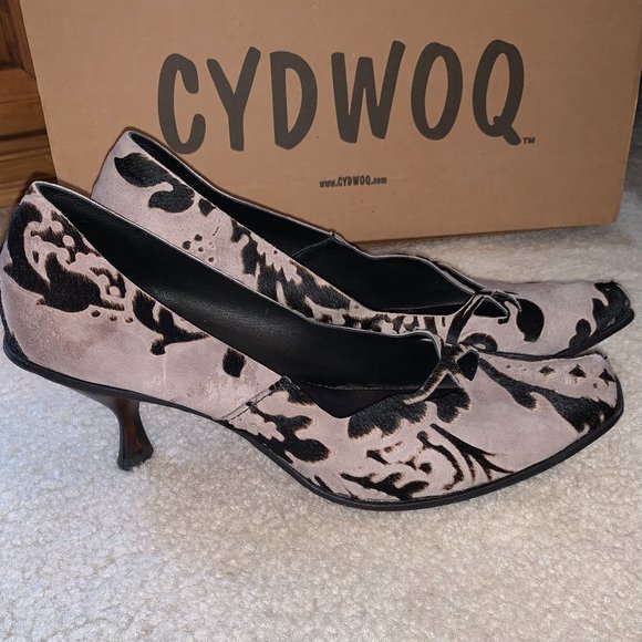 CYDWOQ Vintage Kitten Heel Shoe Gray/Black Size 37.5 (US 7.5) - Picture 1 of 5